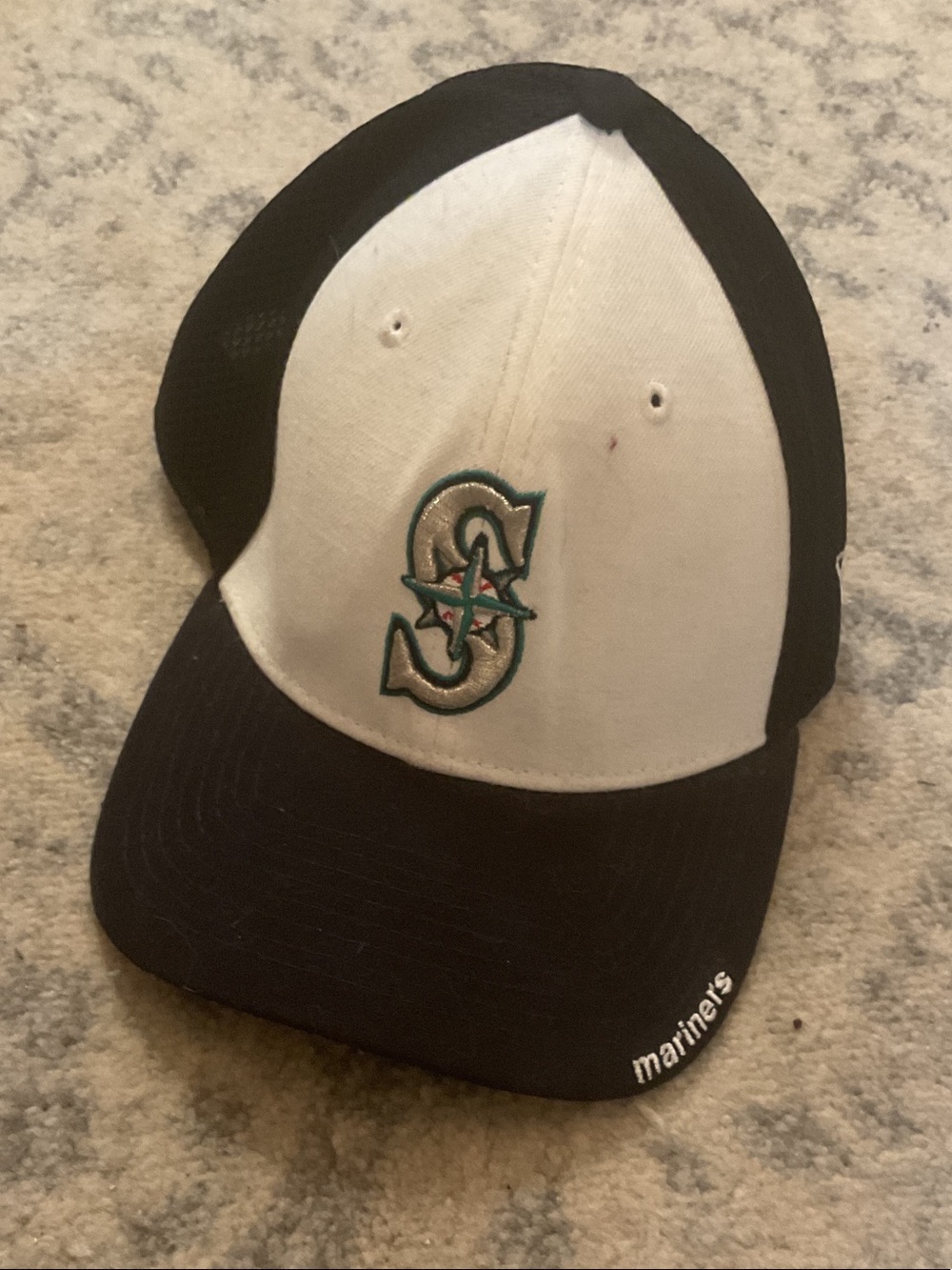 New era Medium-large Seattle Mariners Two-Tone / Colorblock Trucker Snapback Hat